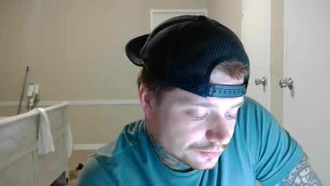 Snapshot of redinthebed chatting on January 31, 3:30 am InkedGinger online show from January 31, 3:30 am