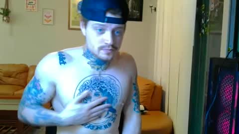 Snapshot of redinthebed chatting on October 9, 9:31 pm InkedGinger online show from October 9, 9:31 pm