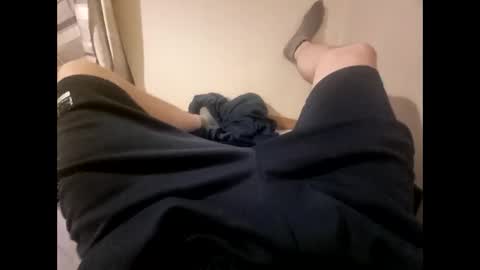 reece19931 online show from October 12, 12:25 am