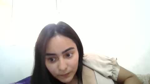 reginavitoria online show from September 30, 4:39 pm