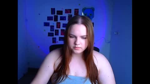 Reina online show from April 3, 11:39 am