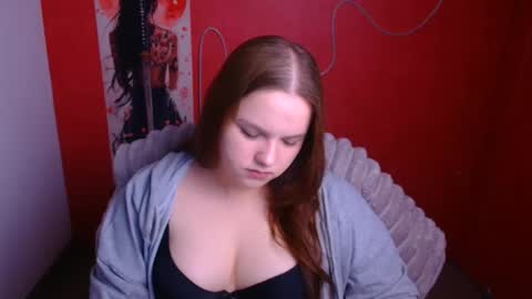 Reina online show from February 5, 6:17 am