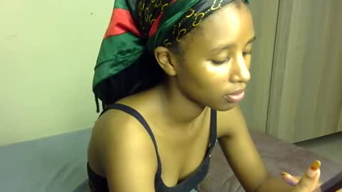 Snapshot of rellings_maya chatting on January 22, 7:45 pm rellings-maya online show from January 22, 7:45 pm