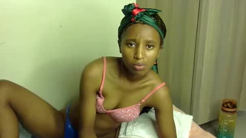 Snapshot of rellings_maya chatting on January 13, 8:48 pm rellings-maya online show from January 13, 8:48 pm
