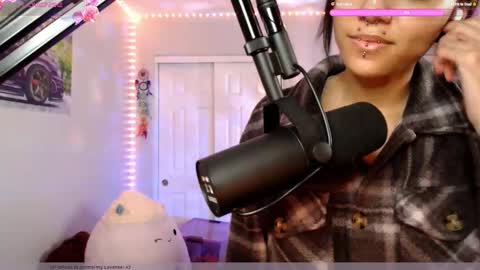 remidarklace online show from February 4, 5:10 am