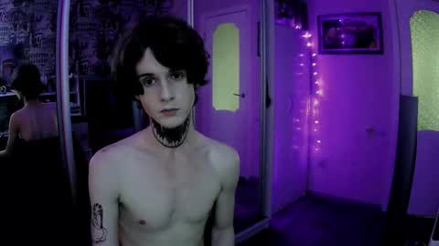 RemiTrash online show from October 31, 8:26 am