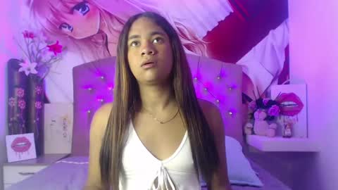 RENATA VALENTINA online show from April 25, 1:52 pm