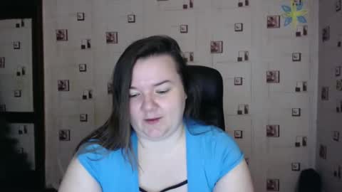 renataoia online show from January 31, 4:06 pm