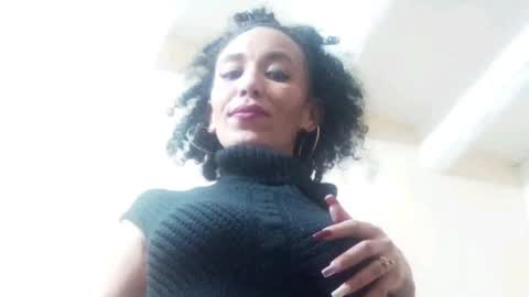 Renatta online show from March 1, 5:27 pm