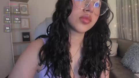 renaxi_smith online show from February 8, 7:16 pm