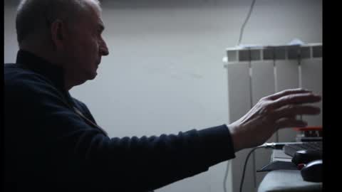 renefr online show from March 5, 11:17 am