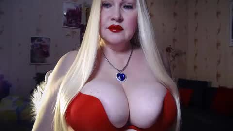 renelce online show from October 22, 7:15 pm