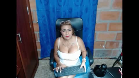 Rennata online show from January 27, 11:33 pm