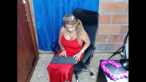 Rennata online show from February 14, 11:31 pm