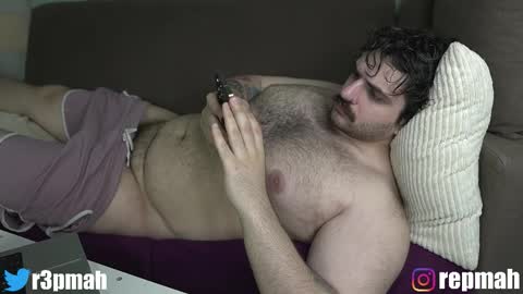 My name is Repmah  help me to get 50 thumb-up online show from November 2, 9:15 pm