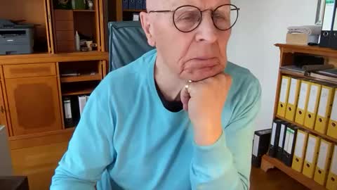 reteid online show from April 27, 10:13 am