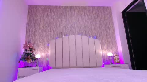 REVEN online show from December 14, 3:02 am