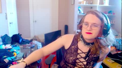 rewpert_ts online show from October 31, 9:15 pm