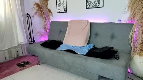 reymasterhot online show from December 20, 9:22 pm