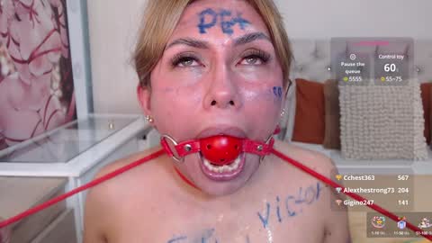 reychel_sens online show from January 4, 1:52 am