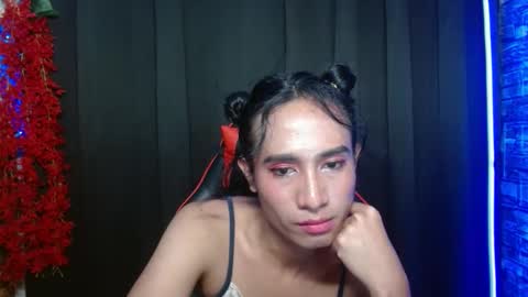rhianesassy online show from January 7, 5:33 am