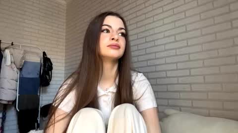 Anna online show from October 19, 10:20 am