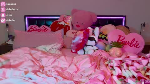 ria  online show from February 11, 9:09 am