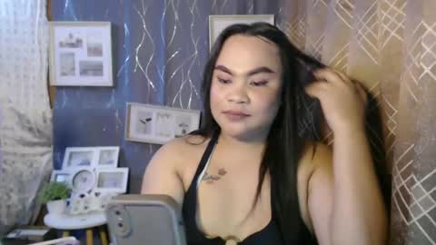 Snapshot of ricahotasain_05 chatting on February 13, 8:06 am Rica online show from February 13, 8:06 am