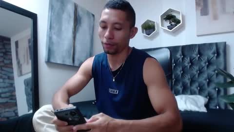 richar_voller online show from January 16, 11:30 am