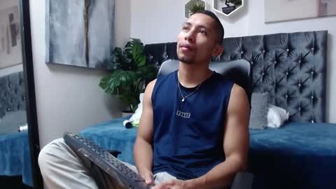 richar_voller online show from November 13, 11:35 am