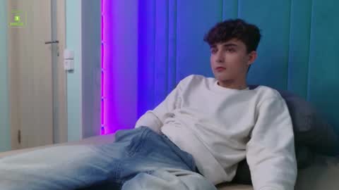 Richard online show from October 31, 3:45 pm