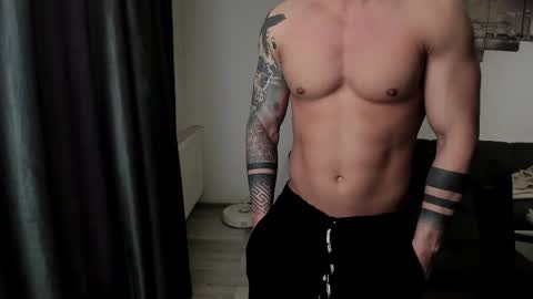 RichardDarell online show from March 26, 6:51 am