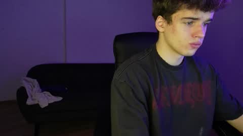 RICKY BECKO online show from December 16, 4:35 pm