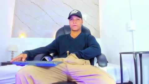 Ricky  online show from February 7, 9:26 pm