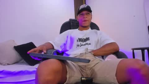 Ricky  online show from February 19, 9:14 pm