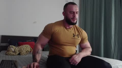 Snapshot of rickymiami1 chatting on January 11, 4:36 pm rickymiami1 online show from January 11, 4:36 pm