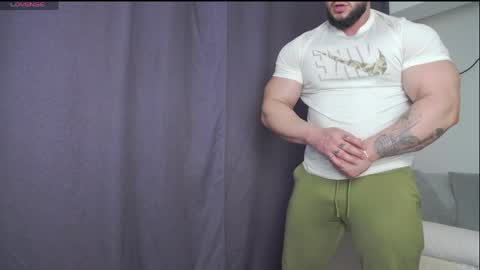 rickymiami1 online show from April 2, 8:05 pm