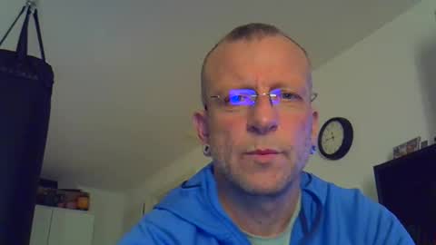 ricogumpi online show from May 17, 9:46 pm