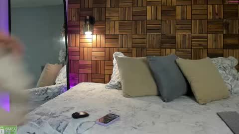 Sara online show from October 7, 10:11 am