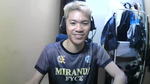 riiichie12 online show from October 31, 7:03 pm