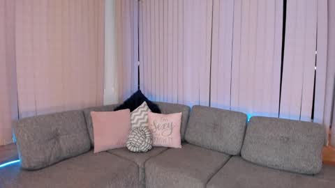 Riley leen online show from March 12, 11:54 pm