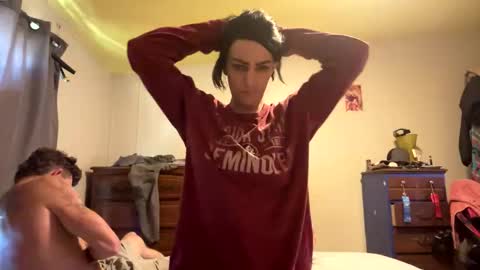 Riley Reign online show from March 21, 5:50 pm