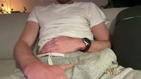 rileyman13xx online show from February 22, 4:07 am