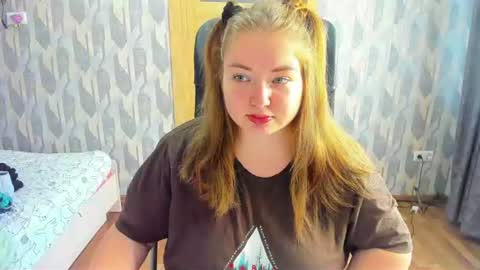 rina16 online show from July 31, 10:27 am