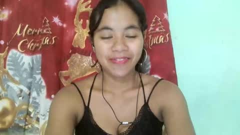Snapshot of rinah856024 chatting on February 25, 5:08 pm rinah856024 online show from February 25, 5:08 pm
