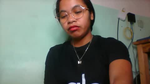rinah856024 online show from June 3, 2:33 pm