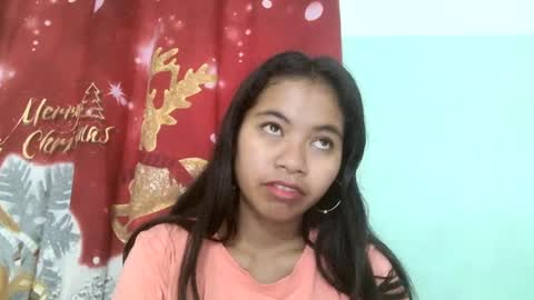 Snapshot of rinah856024 chatting on February 23, 6:49 am rinah856024 online show from February 23, 6:49 am