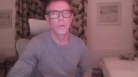 Rob online show from November 16, 7:27 pm