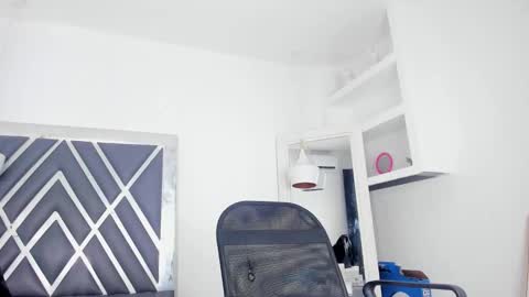 Ririblonde online show from October 17, 4:22 pm