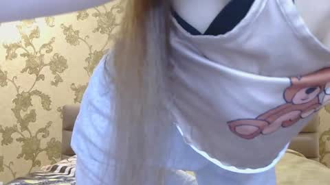 Riri online show from September 25, 5:53 pm